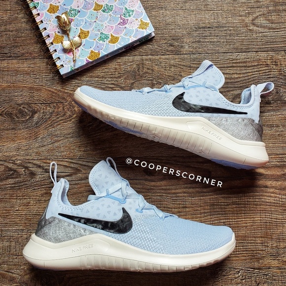Nike Shoes - NEW Nike Free Tr 8
